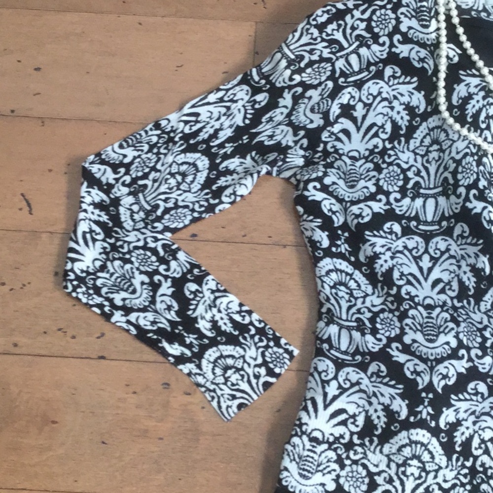 Sweater - Picture 3 of 3